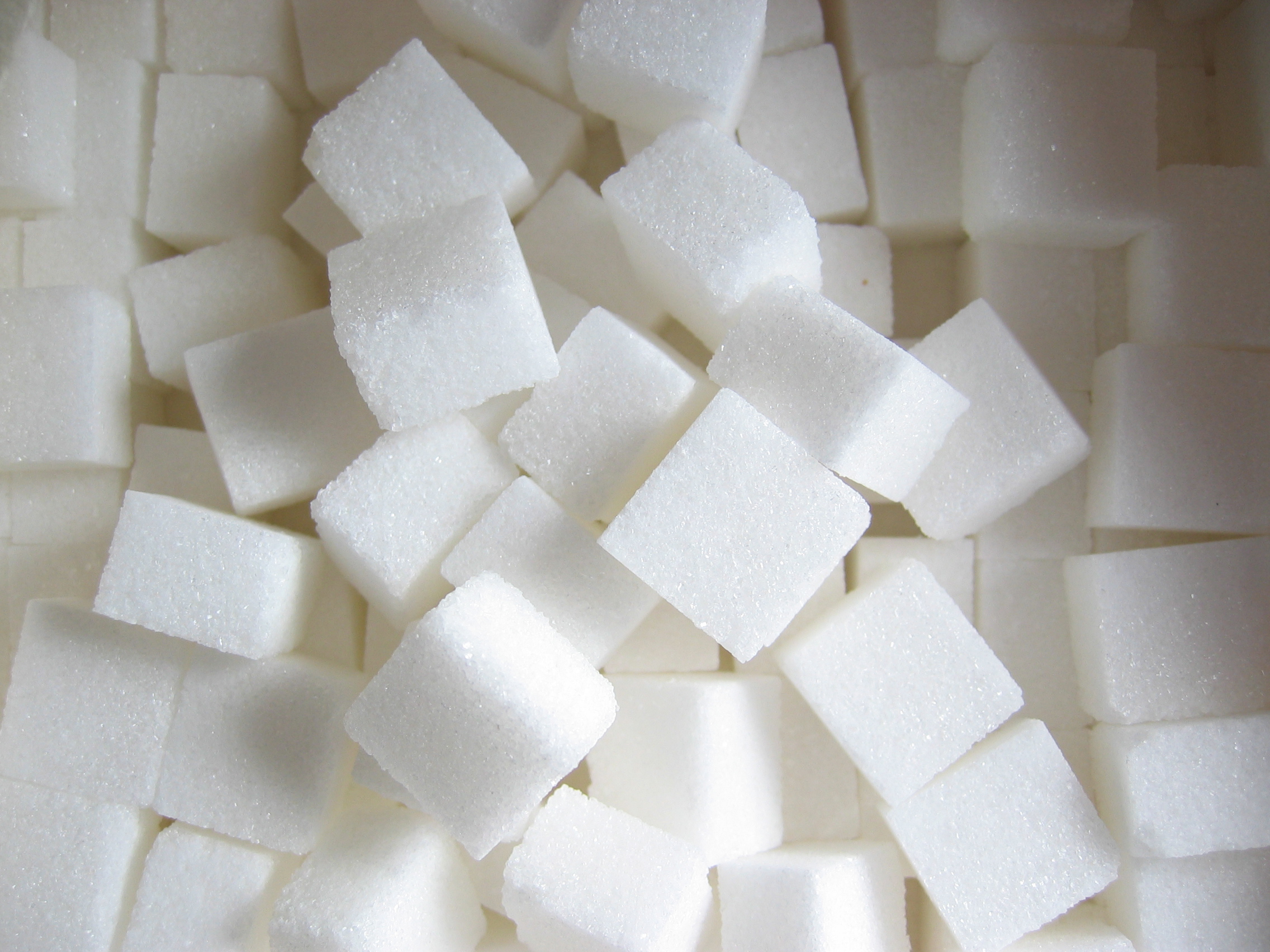 Ковид сахар. Свекловичный сахар рафинад. Сахар рафинад кубик. Сахар красивый. Сахар в кубиках.