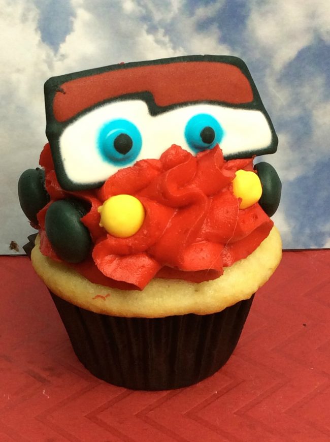 Lightning McQueen cupcakes inspired by Cars 3